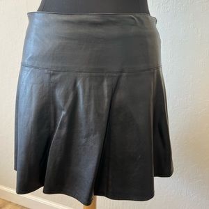 ANN TAYLOR faux leather flounce skirt, lined